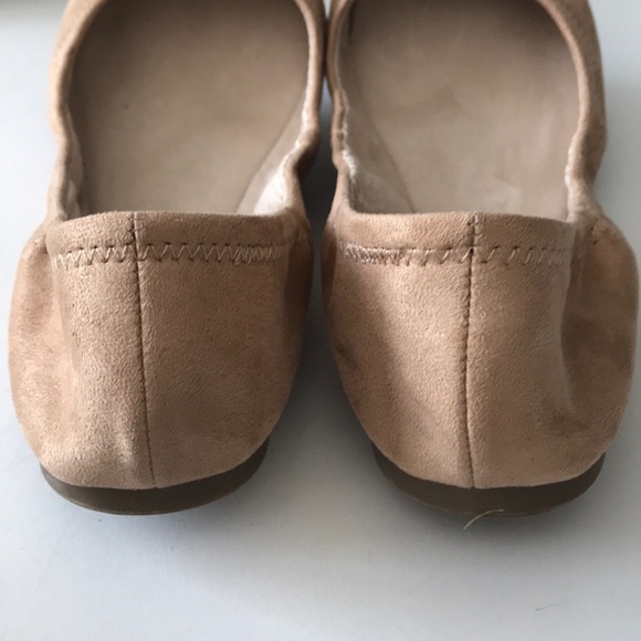 BCBGeneration Nude Flats - Picture 4 of 5